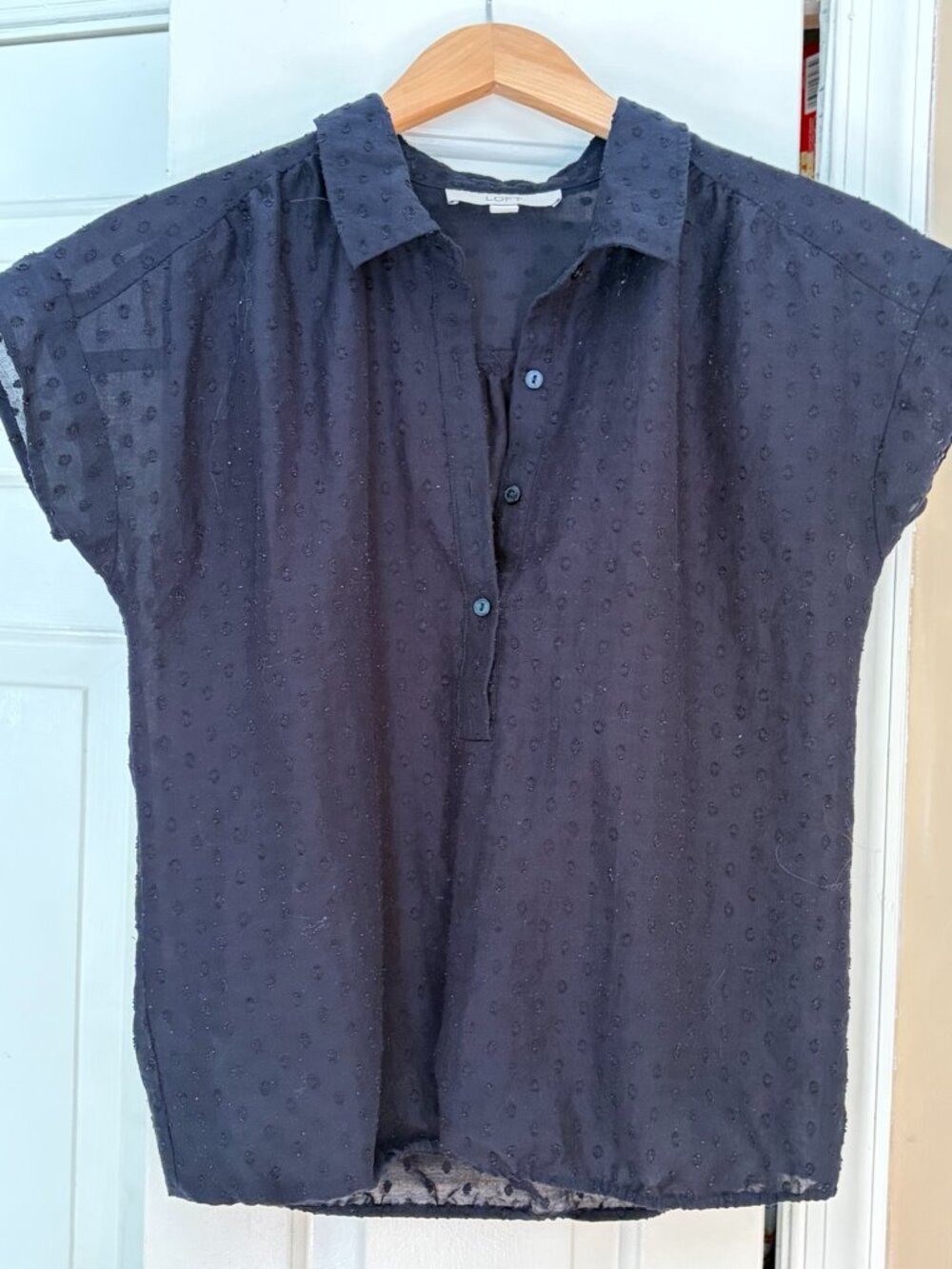 LOFT XS Navy Swiss Dot Cap Sleeve Popover Blouse
